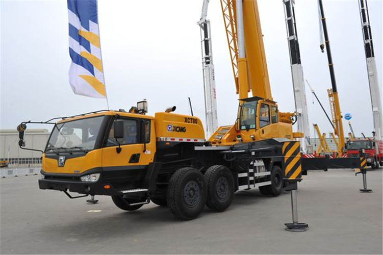 新疆预约吊车后，多久能上门服务？24 小时应急响应吗？