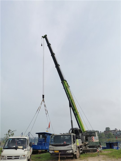 新疆桥梁建设吊装案例